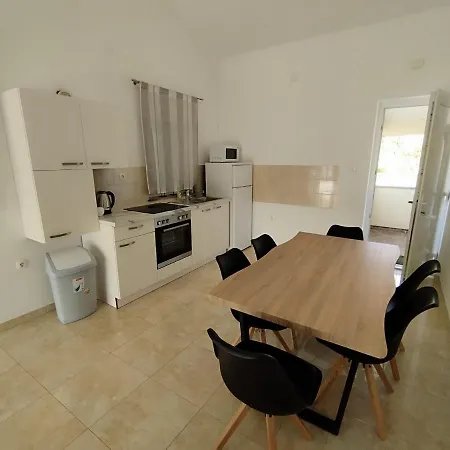 Bakran Apartamento *
